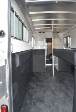 Julite Straight Load Walk Thru Mangers No Dressing Room Preview Photo 4