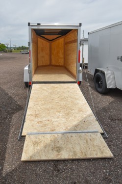 Mustang 5'x8' Enclosed Cargo Trailer Preview Photo 3