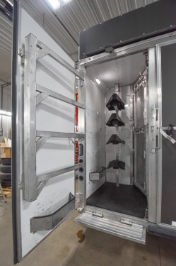 2018 Lakota Charger 8415 w/Slide Living Quarters Horse Trailer Preview Photo 15