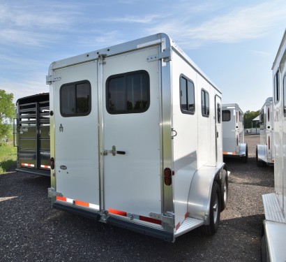 Mustang 2 Horse Slant Trailer Preview Photo 2
