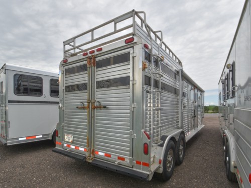 C&C 2 HORSE STRAIGHT LOAD W/LIVING QUARTERS Preview Photo 4
