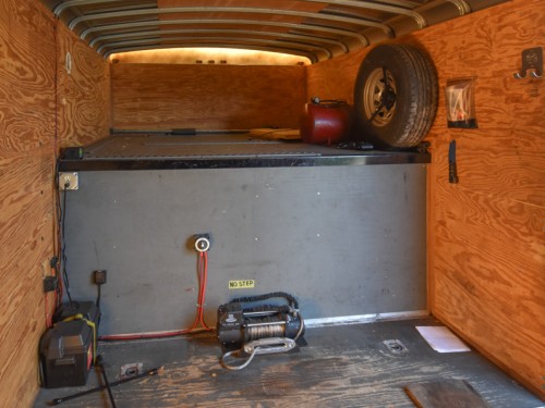 2001 Wells Cargo 48' Gooseneck Trailer Preview Photo 8