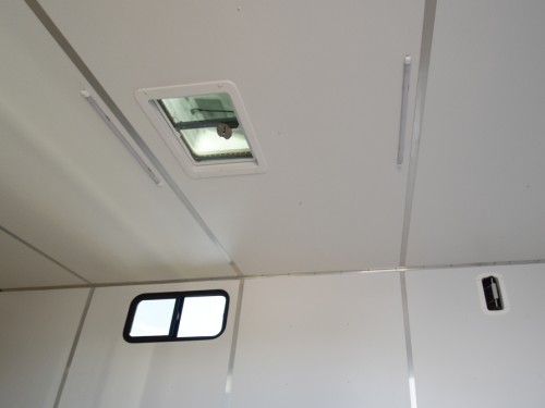 7.5'x16' Aluminum Enclosed Cargo Trailer w/Insulation & Windows Preview Photo 7