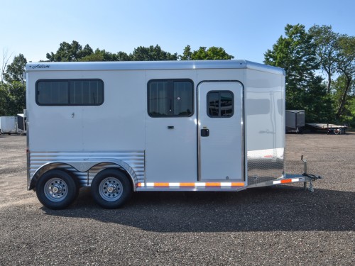 Julite 2 Horse Straight Load Horse Trailer Walk Thru w/Mangers Photo