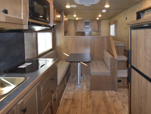 Legacy LYL81411DRMT Livestock Living Quarters Horse Trailer Photo