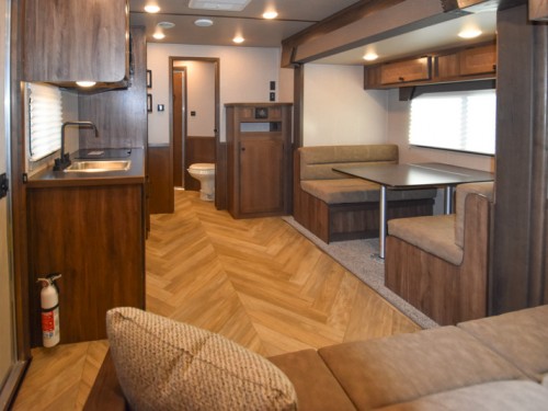 Colt COL1413SRMT Livestock Horse/Toyhauler Trailer w/Living Quarters Preview Photo 2