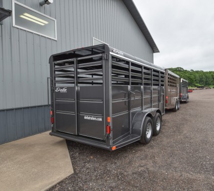 500ES Livestock Trailer Preview Photo 2