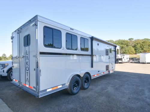 Colt CO8311 w/Dinette 3 Horse Slant Living Quarters Trailer Preview Photo 14