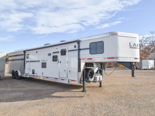 Colt COL1413SRMT Livestock Horse/Toyhauler Trailer w/Living Quarters Photo