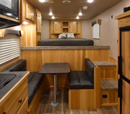 Colt 8311 Dinette Living Quarter Horse Trailer Preview Photo 3