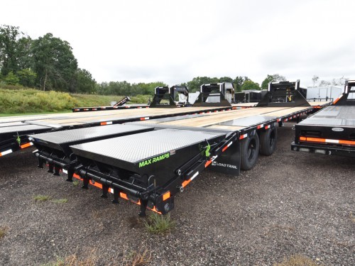 GP 102+27+5' Dove 24K Low-Pro Gooseneck Equipment Trailer Preview Photo 3