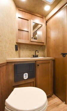 Legacy 8311 Riser Wall Dinette Living Quarters Horse Trailer Preview Photo 7
