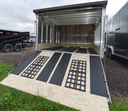 Avalanche 8.5'x13' Aluminum Enclosed Snowmobile Trailer Preview Photo 6