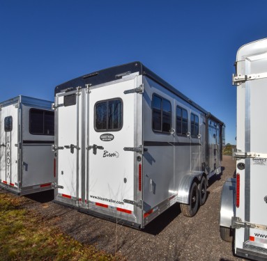 Silverado 7308 Living Quarter Horse Trailer Preview Photo 12