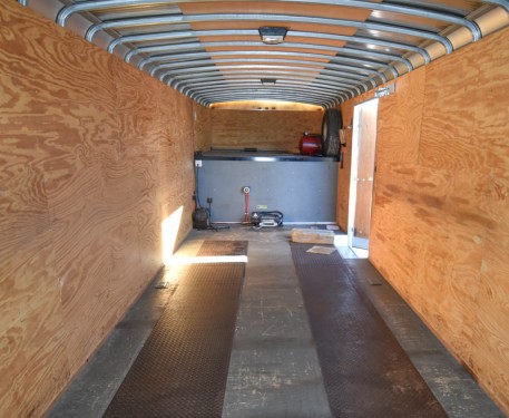 2001 Wells Cargo 48' Gooseneck Trailer Preview Photo 7