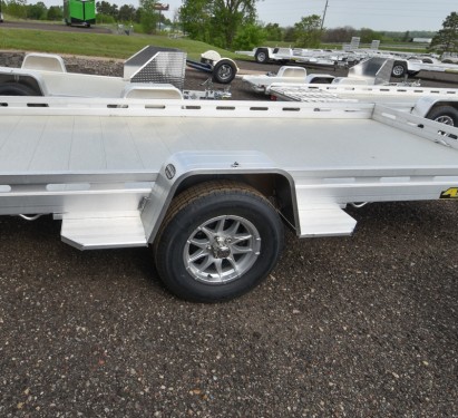 7815 BT 4K Aluminum Utility Trailer Preview Photo 3