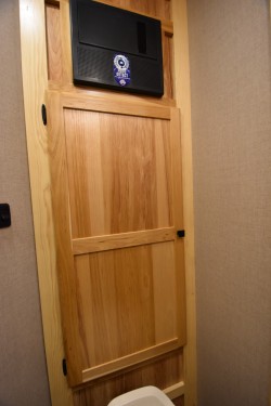 Colt CO27 2 Horse Slant Living Quarters Horse Trailer Preview Photo 7