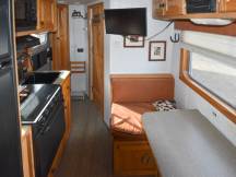 2002 C&C 2 HORSE STRAIGHT LOAD W/LIVING QUARTERS Photo Thumbnail 5