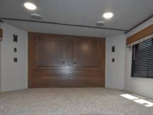 Silverado 7308 Living Quarter Horse Trailer Photo Thumbnail 4