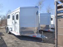 Julite Straight Load 2 Horse w/Dressing Room Photo Thumbnail 1