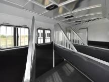 Ranger 7411.S 4 Horse Trailer w/Living Quarters Photo Thumbnail 14