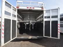 2002 C&C 2 HORSE STRAIGHT LOAD W/LIVING QUARTERS Photo Thumbnail 12