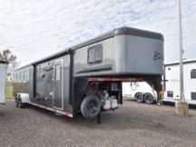 Ranger 7411.S 4 Horse Trailer w/Living Quarters Photo Thumbnail 12