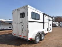 Colt 27 Slant Living Quarter Horse Trailer Photo Thumbnail 4