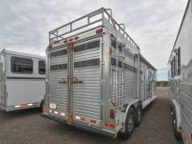 C&C 2 HORSE STRAIGHT LOAD W/LIVING QUARTERS Photo Thumbnail 4