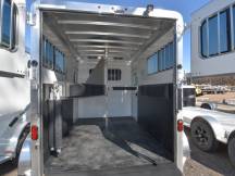 Julite Straight Load 2 Horse w/Dressing Room Photo Thumbnail 4