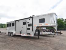 Exiss 7308 3 Horse Slant Living Quarters Horse Trailer Photo Thumbnail 1
