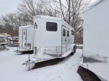 Julite Warmblood Straight Load 2 Horse Trailer Photo Thumbnail 2