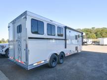 Colt CO8311 w/Dinette 3 Horse Slant Living Quarters Trailer Photo Thumbnail 14