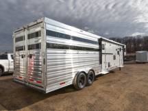 Colt COL1413SRMT Livestock Horse/Toyhauler Trailer w/Living Quarters Photo Thumbnail 17