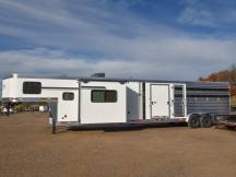 Colt COL1413SRMT Livestock Horse/Toyhauler Trailer w/Living Quarters Photo Thumbnail 13