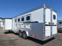 Legacy 8413SR Living Quarters Horse Trailer Photo Thumbnail 13