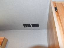 Colt 27 Slant Living Quarter Horse Trailer Photo Thumbnail 8