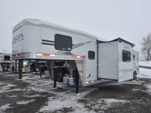 Charger 8315SRB Living Quarter Horse Trailer Photo Thumbnail 16