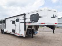 Legacy 8311 Riser Wall Dinette Living Quarters Horse Trailer Photo Thumbnail 10