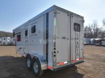 Colt 27 Slant Living Quarter Horse Trailer Photo Thumbnail 3